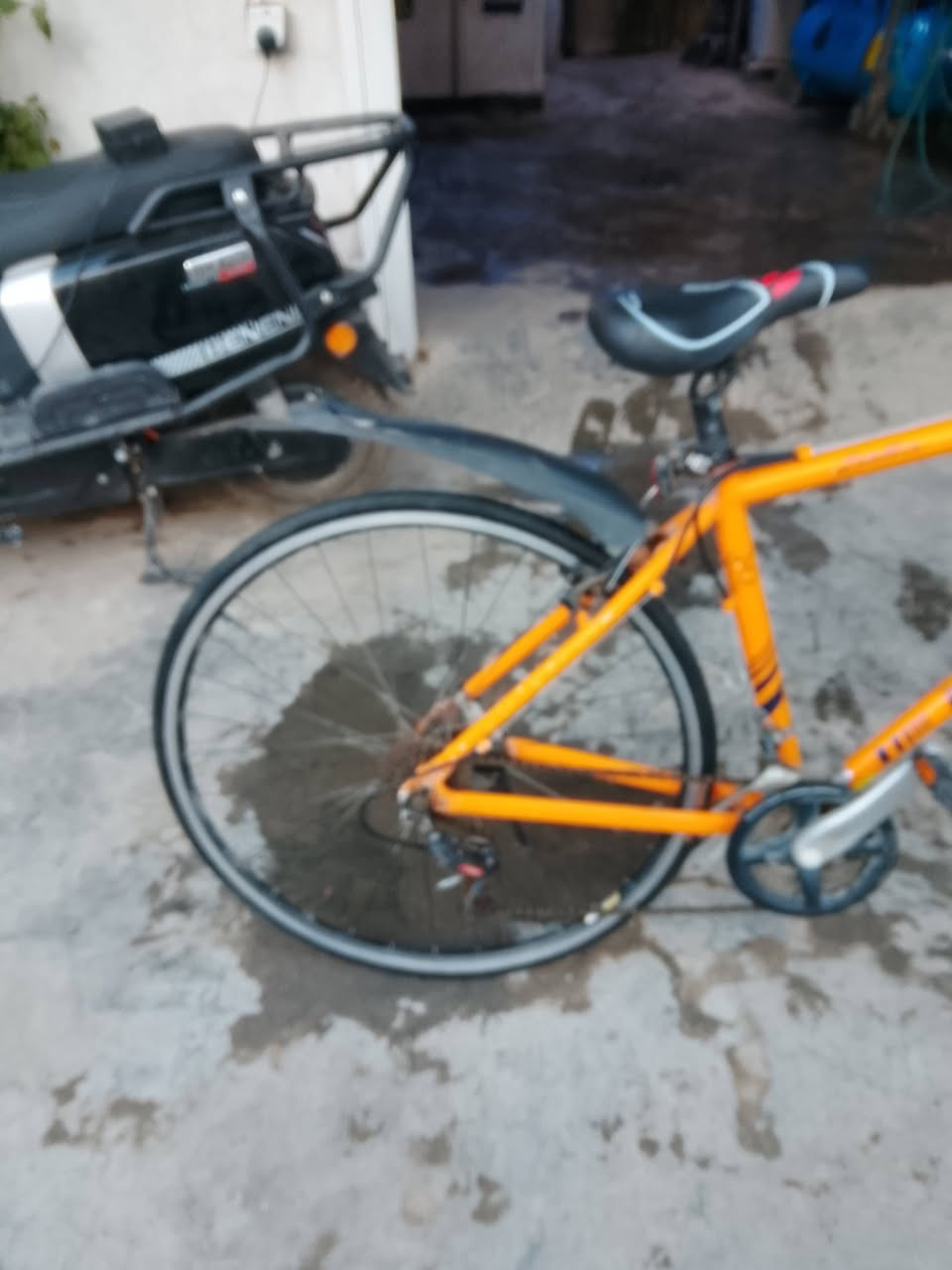 بايسكل بيجو فرنسي اصلي 7 كير خلفي و3 كير امامي ماشه دبل الركبه مالته لعابه تصعد  وتنزل البايسكل نظيف باله فرنسيه للبيع السعر 185 وبي مجال للشراي اليحب يتفضل خاص مفتوح رقمي واتساب 7741792018


**إذا كنت صاحب هذا الإعلان وتريد حذفه لأي سبب، رجاءا أرسل رسالة إلى الدعم الفني**