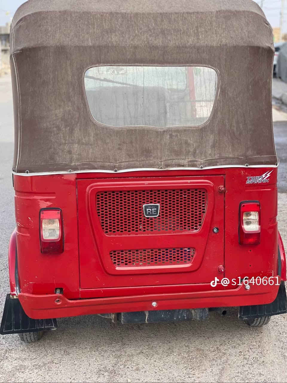 سلام عليكم تكتك مديد22كفاله عام تجي تگلب وشوف تكتك خير من الله رقم واسط كفاله عام كشر ومكينه معده الخياسات مال دوس قليله وشراي ينتصل وبي خير ويدالله مامتواجد خاص هاذه رقمي ونتصل ***********
