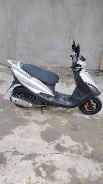 السلام عليكم دراجة ماكس ثعلب نضافة فول كهربائيّة كلهة شغالة مابية اي نقص
عنوان بغداد  
الرقم ***********
