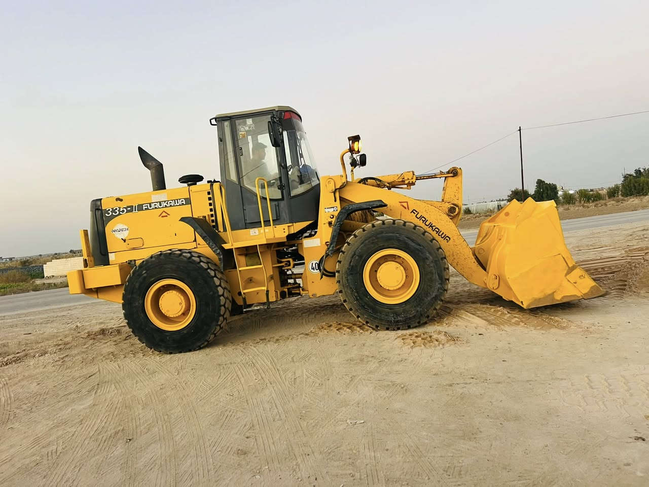 شفل البيع فوركاوه حجم 335 نضيف تخم تاير جاهز كهربائيات كله شغاله على بلاد رقم ربيل ***********
***********
