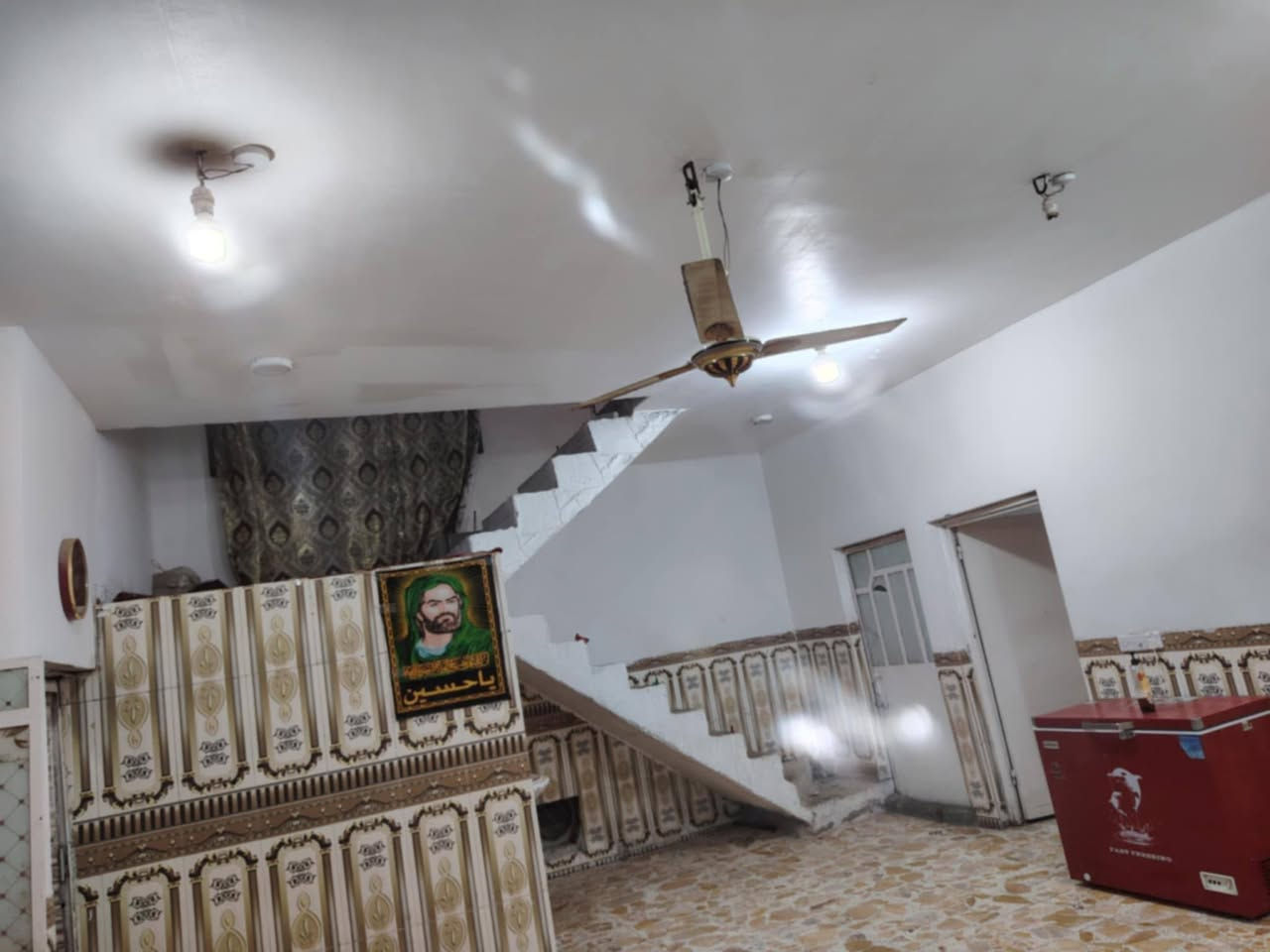 بيت للبيع بلبيضاء قرب أبو عباس العكيلي المساحه ١٨٠ متر طابو زراعي كامله خدمات قرب السده لا اللستفار التواصل على الرقم
***********
اخوان اني مكلف بلنشر اتصلو أو ادخلو واتساب
