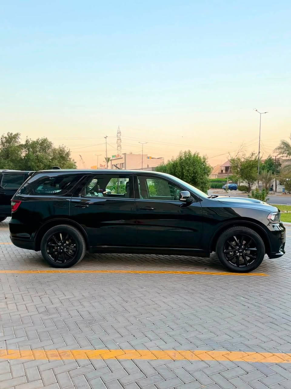 سلام عليكم
دوج دورنكو gt 2019
المواصفات gt عدا الفتحة
1_ مكينة 6 سلندر
2_ كشنات كنتارة وتحكم كهربائي
3_ كامرة دوارة
4_ حساسات خلفية
5_ شفتات ستيرن
6_ ويل20
7_ شاشة
8_ كير طيارة
9_ ماشية 56الف ميل
10_ بصمة دخول ذكي
11_ اللون اسود
12_ هيتر كشنات
13_تبريد 3 قطع
14_ جنطة كهرباء
وباقي المواصفات معروفة
الحادث :جاملغ وبنيد وجاملغ ثاني توحيد لون
رقم بغداد تحويل ثاني يوم
مكان سيارة بغداد البياع / رساله 
السعر 177$ وبيهة مجال
للاستفسار ***********
