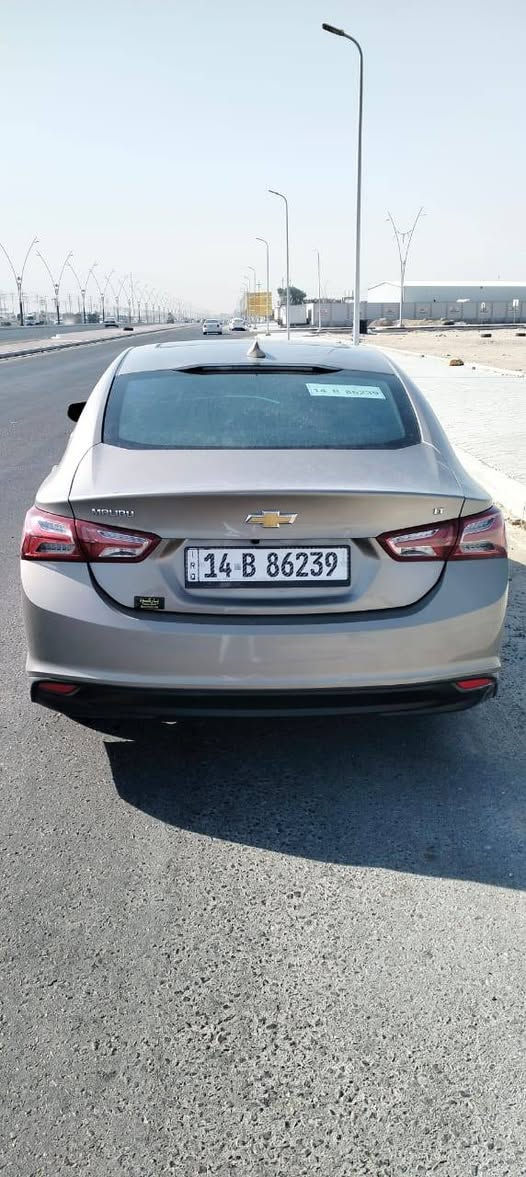 سعر (135) وبيه مجال سيارة ماليبو موديل 2022 وارد امريكي تقرير غرق فقط داخلةفاتحة نارية بدون اضرار  فتحة بانوراما اللون ذهبي ومواصفات الماليبو المعروفة بدون حساسات كامرة خلفية شاشة كبيرة باسمي السنوية لغاية 29 صار عندي حادث هنا بالعراق المدكر الخلفي الأيسر تعديل وصبغ والباقي مكفول
عنوان بصره زبير ‏‪***********‬‏
