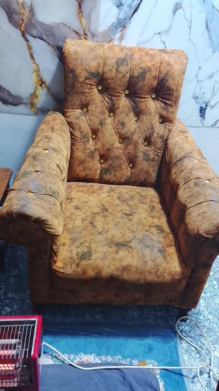 لبيع ٧ مقاعد مابي ضرر ٢٠٠ ***********
