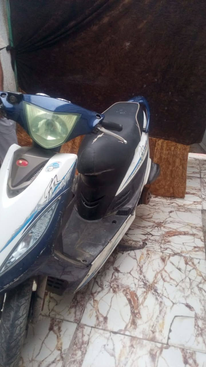 دراجة كامكو اربع ولفات سعرها 150 وبيها مجال لشراي دراجة كايمه مكانه حي الرافدين


**إذا كنت صاحب هذا الإعلان وتريد حذفه لأي سبب، رجاءا أرسل رسالة إلى الدعم الفني**