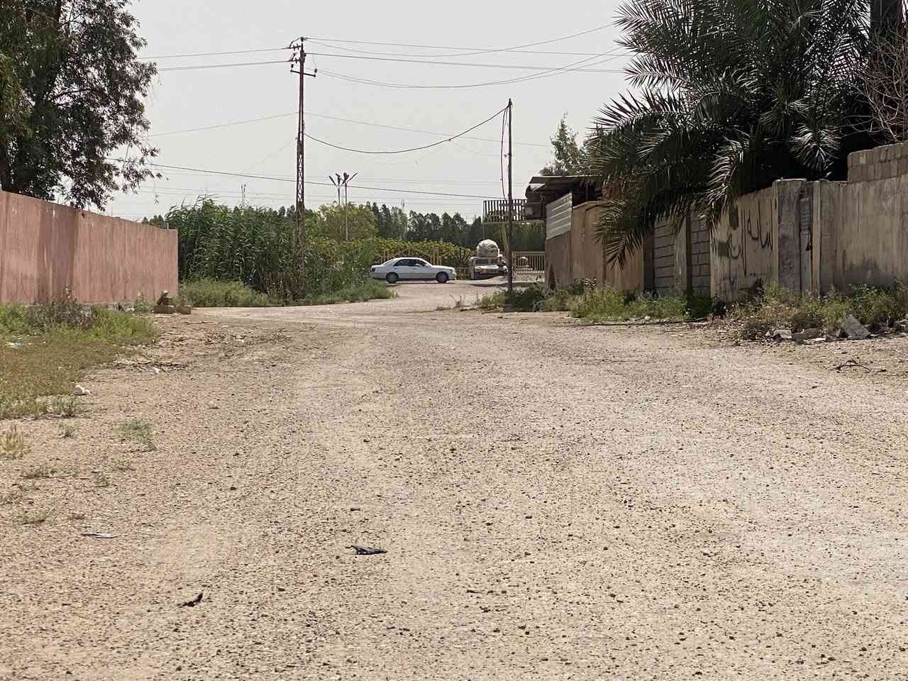 (  دونم ونص تجارية سند مستقل   )

الموقع / بغداد بجانب سريع بغداد محموديه القديم على شارع عريض كما يبعد دقائق عن الطابقين والدورة جاهزة  مخزن او مشروع سكني او تجاري او صناعي مخدوم بالكامل 

جنس العقار   / دونم ونص عقد سند مستقل  يتحول طابو زراعي سند 25  يحيط بكل جوانبه طابو 
***********
***********
