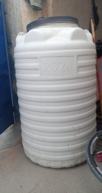 تانكي للبيع السعر 25 الف للاستفسار 07800128762