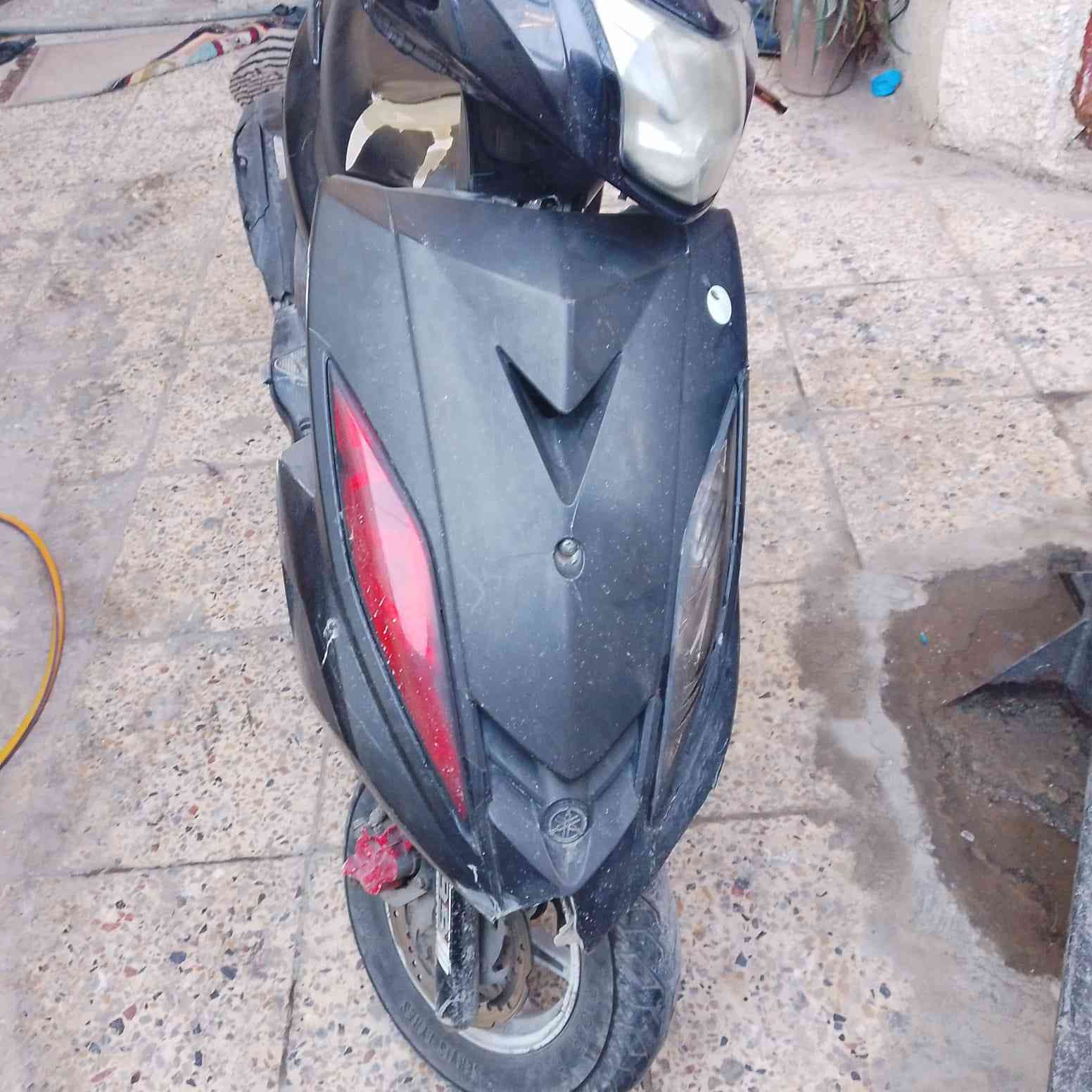 سلام عليكم دراجه نوع جيتي ار موديل 2014 
السعر 850 وبيها مجال بسيط 
***********
العنوان بغداد الحريه
