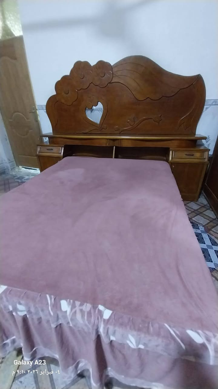 السلام عليكم غرفت نوم لبيع سعر  550 منطقه اطفيل ***********
