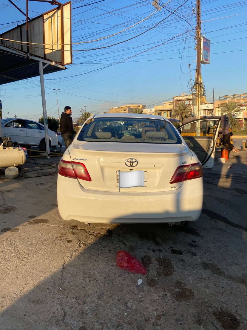 السلام عليكم
كامري خليجي 2007 سيارة جاهزة 

كير. محرك  تبريد مكفولات تخم
تايرات جديد . صدر امامي وخلفي سليم 
 سيارة مال بيت وبحالة جبدة 
 مصبوغة حزام حادثة جاملغ خلفي ايمن فقط  وجاملغ امامي ايمن بي طخة بسيطة اربع اصابع 
السيارة بجم امامي وخلفي كبس بدون  اي دواخل 
مكان السيارة بغداد 
رقمها بابل 
 
السعر 80$ وبيها مجال بسيط 

***********
