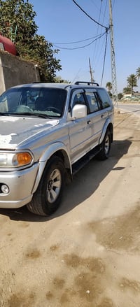 ميتسوبيشي • دفع رباعي • ٢٠٠٦