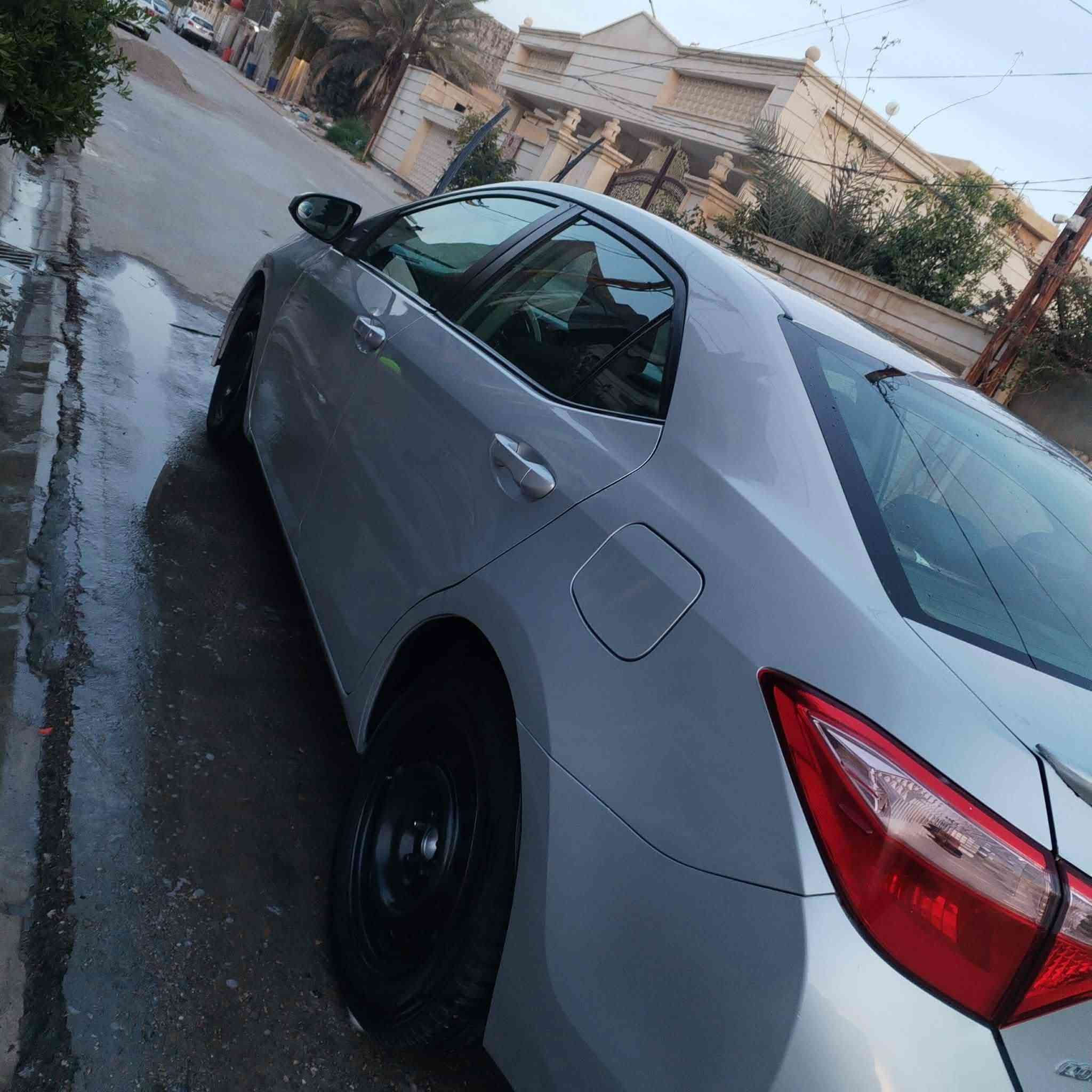 سلام عليكم كورلة 2018 وارد امريكي حادثهة بنيد وجامرلوغ جهة السكن فقط مواصفات le رقم سليمانية باسمي كير مكينة مكفولات تبريد تدفئة كهربائيات كلة مكفول  سنوية لل 29 عنوان شهربان المقدادية ***********
