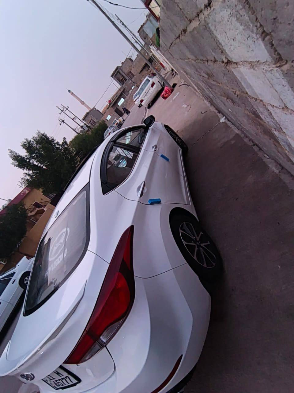 السلام عليكم للبيع النترا موديل 16
السياره فول مواصفات عدا البصمه 
السياره كفاله عام حتا الدعاميه 
مواصفات سلايت 
شاشه بلادي 
تخم تاير جديد
حساسات خلفيه 
تحكم استيرن جهتين 
كير ومكينه علا وضع الشركه
مكينه ما مفتوحا 
ماشيه 150وقابل لزياده 
صدر امامي خلفي جديد 
السياره علا وضع الشركه 
سبير منازل 
السعر 143وبيها مجال 
الرقم ***********
المكان الفلوجه حي الشهداء
