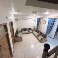 بيت للبيع مساحته 300م على تبليط شارع الشريط للاستفسار 07814490954