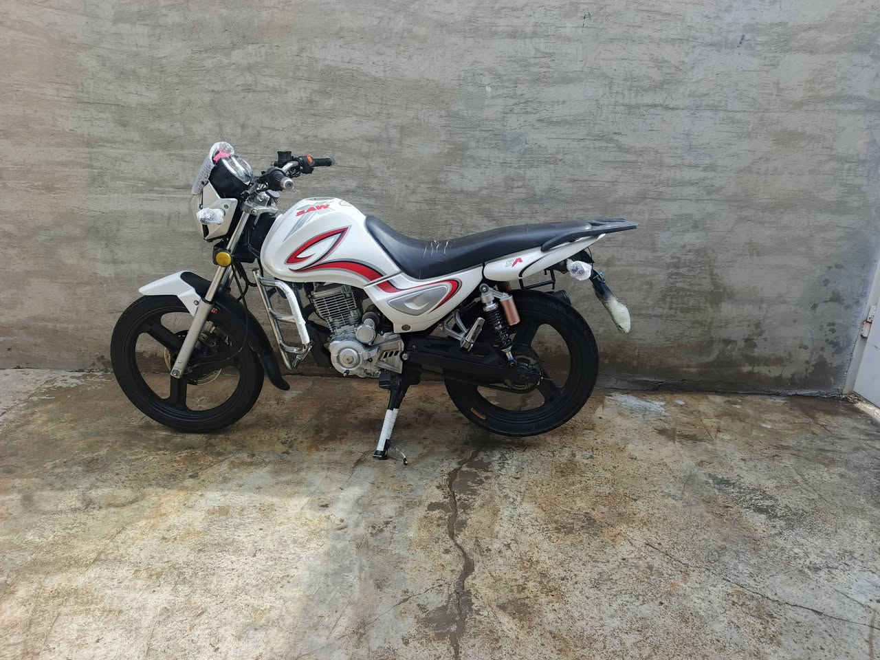 السلام عليكم سنكي موديل ٢٠٢٠ كامل اوراق كامله السعر اتصال وخادم ***********
