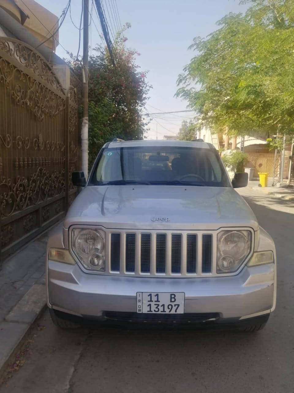 جيب لبرتي 2008
سيارة مكفولة كفالة عامة كير محرك تبريد 
مكفول من ضربة والصبغ بيها شبر بارد سونار مرفق بل صور 
السعر 97 ورقة 
عنوان بغداد 
***********
