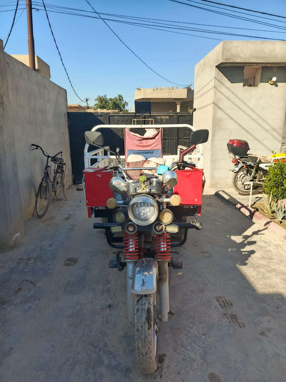 سلام عليكم ستوته للبيع موديل 2020 ستوته نضيف حسب كهربائيات شغله كله شرط ركبه شرط ستوته حلو و نضيف السعر مليون 250 و بيه مجال للطيبين رقم الهاتف ***********
