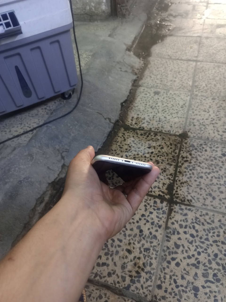 11عادي
ذاكرة 128
بطارية 77 
جهاز نظافة بصور 
ممبدل بي شي وكلة شغال وكامل
فقط ظهر مكسور ومن احد يخابر صوت ناصي اضن لاقطة يرادلهة تنضيف اي ابو موبايلات ينضفهة ب الفين ب تلاثة 
بدون ملحقات فقط جهاز 
مكاني بغداد الدورة 
سعرة 210 بي مجال حك جيتك 
رقمي ***********
