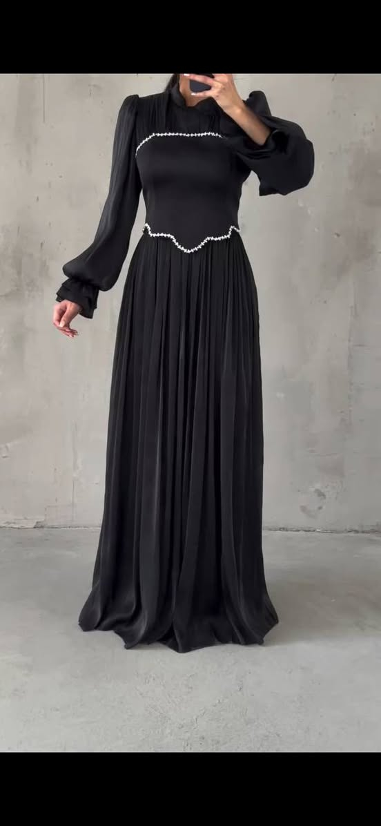 جديد موسم الصيف🔥✨
الفستان تحفة🫰🏻

فستان اوكنزه مع توب
كولتي عالي 

قياس 38 40 42 44 46 48 
متوفر 7 الوان 
طول كامل 

توصيل كل المحافظات بالعراق


**إذا كنت صاحب هذا الإعلان وتريد حذفه لأي سبب، رجاءا أرسل رسالة إلى الدعم الفني**