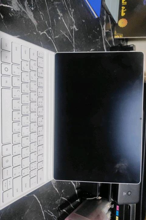 بغداد 
تاب هواوي ميت باد 12X جديد مستخدم شي قليل 