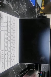 بغداد  تاب هواوي ميت باد 12X جديد مستخدم شي قليل