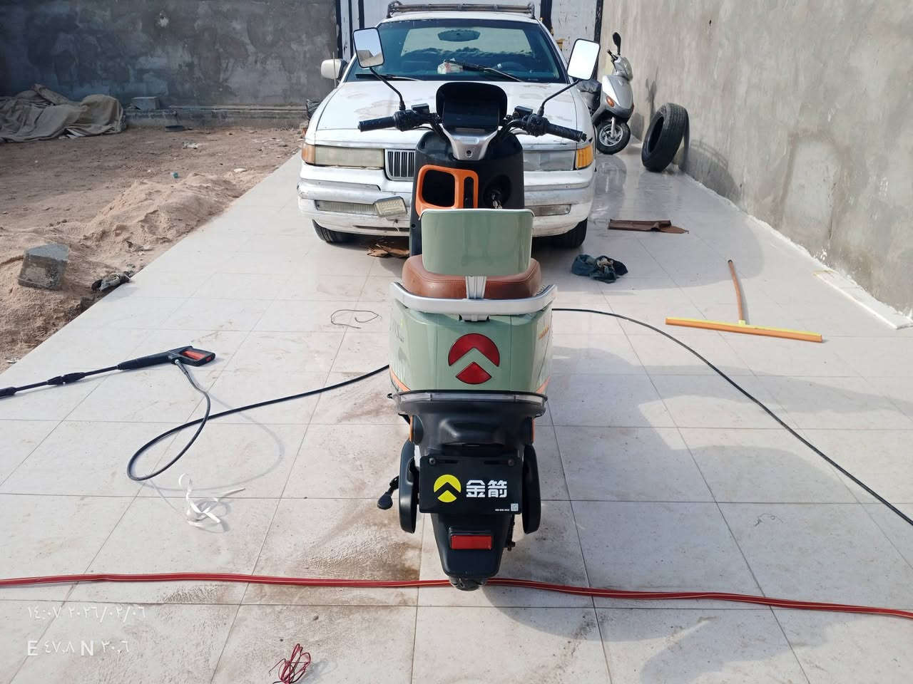 للبيع دراجة كهربائية GAROW موديل 2024
مواصفات الدراجة:

سرعة توصل 88 كم/س

3 نمرات سرعة + مثبت سرعة

تشغيل بصمة + ريموت

صندوق جبير 

عداد حقيقي

حجمها ضخم مو مثل باقي دراجات الشحن

 ملاحظات:

صار بيها كلبة خفيفة بس زلوغ 

 السعر المطلوب: 600،000 دينار ما اكو هيج سعر بيهج موصفات

 البصرة – الجزيرة - شارع الأمام زين العابدين (ع)

الرقم ***********
