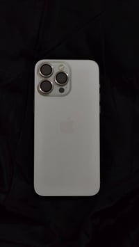 للبيع ايفون 15برو ماكس (256) iPhone 15pro Max ذاكره ٢٥٦ بطاريه 90 اللو...