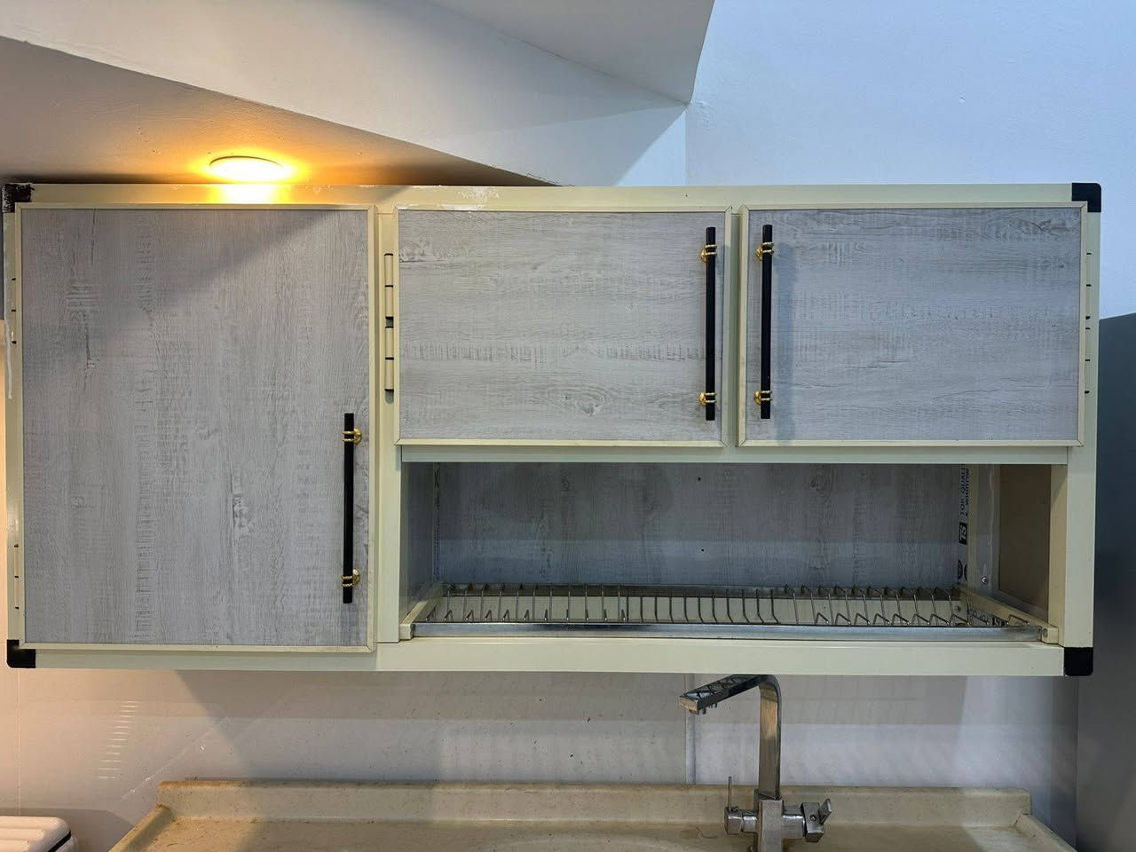 للبيع " كاونتر + ملحق / ألمنيوم درجة اولى - متر ونصف .. نظيف جدا
للبيع " كاونتر + ملحق / ألمنيوم درجة اولى - متر ونصف .. نظيف جدا 
السعر 275 ألف   بغداد ~ كفاءات السيدية
( *********** )
