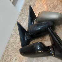 مرايات لكنزه لفترا محدود سعر الزوج 30 الف يوجد لون أبيض وذهبي 07718137...