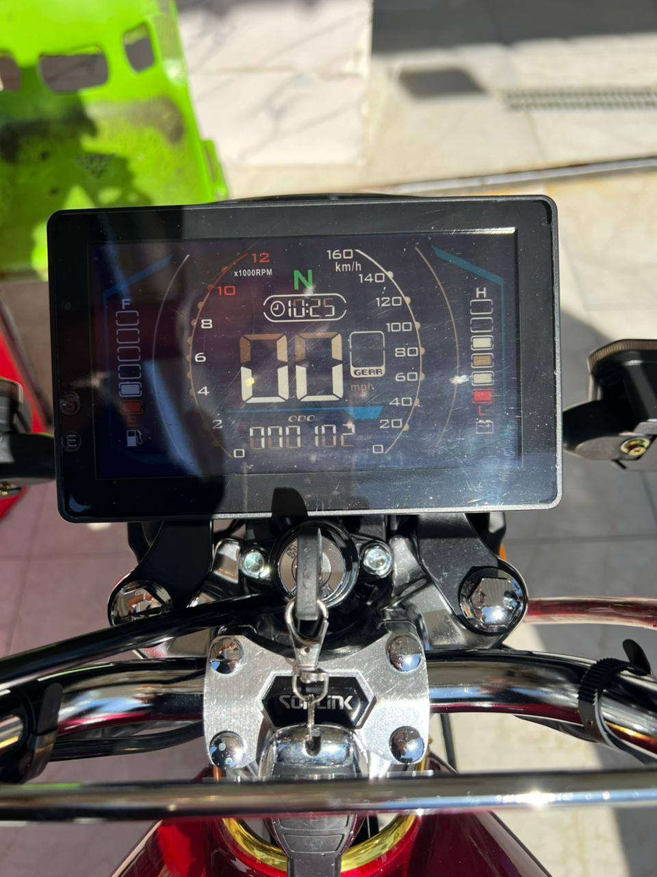 سلام عليكم دراجة البيع سيفان موديل 25 ماشيه زيرو ***********
