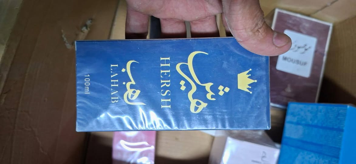 عطور القطعة  ب 5 الي يأخذ شلعه اله خصم متوفر توصيل لكافة محافظات للحجز مراسله الصفحة أو واتساب ***********
