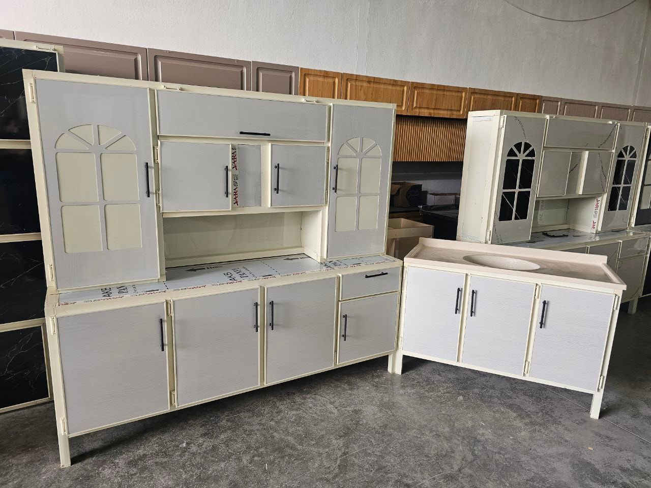 كاونتر ارضي وملحق مترين  مع  سنك متر و20 مرمر
💥 (المنيوم سوكي)💥

كاونتر مترين ارضي وملحق مع سنك متر و٢٠ مرمر . 

السعر 300 الف 

التوصيل 🚚🚚
بغداد داخل  مجاني

15 /اطراف  بغداد 

15//رمادي +فلوجه + كربلاء +بابل

25// مركز واسط  
50//أطراف واسط
25 /الديوانيه +النجف
35//ديالى
35/ السماوه+  الناصريه+  العماره + البصره#اكسبلور_explore#🔥🔥 #اكسبلور_2020#اضافات #دعم 
#اكسبلور #عمان #تبادل_نشر#تبادل #اضافات#ضيف_التاقات_اللي_على_الصوره


**إذا كنت صاحب هذا الإعلان وتريد حذفه لأي سبب، رجاءا أرسل رسالة إلى الدعم الفني**