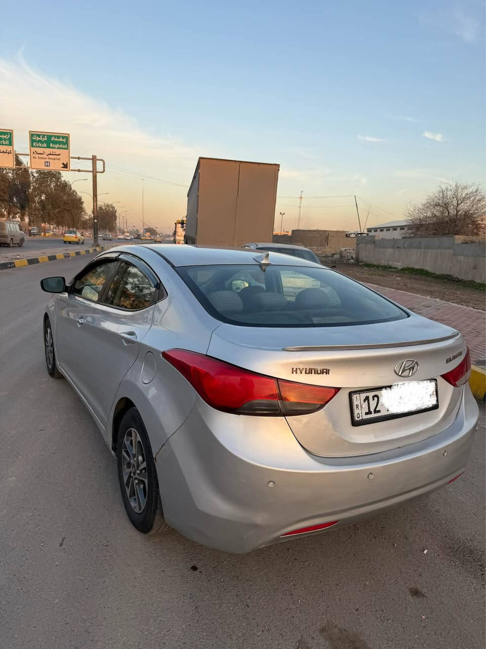 النترا 2011 مضلع 
صبغ عام بدون دواخل (صبغ مال تقحيل) بدون اي ضربه
محرك 18 دوش
تحكمات ستيرن جهتين
شاشه وكامره
محرك وكير شرط
تبريد وتدفئه شرط 
رقم نينوى جديد بأسمي
السعر 98 وبيها مجال 
غير متواجد على الفيس

نقد فقط 

***********
*********** موصل, نينوى
