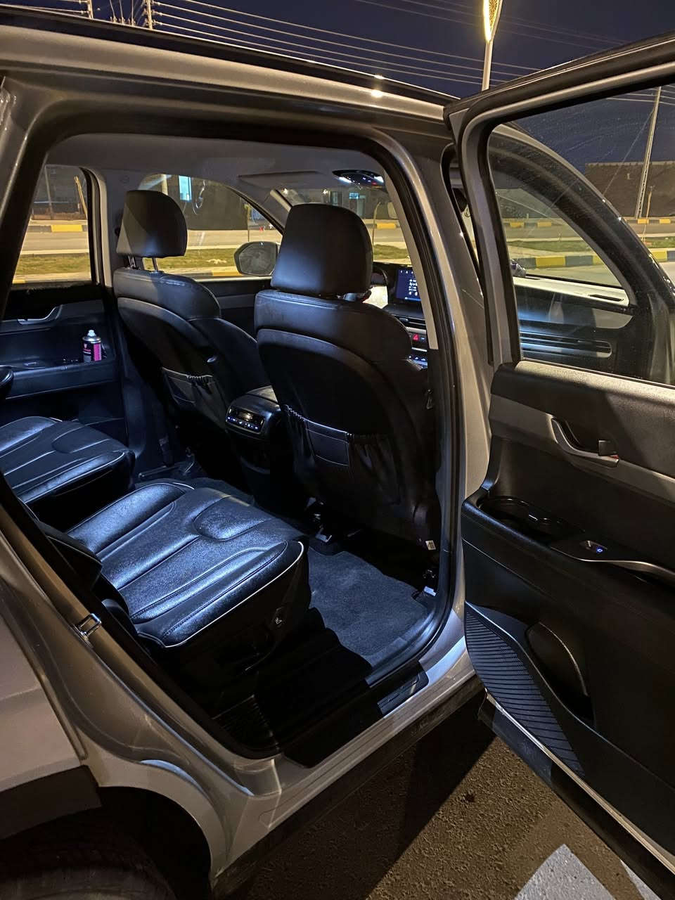 السلام عليكم بلسايد 2023
مواصفات sel وارد امريكي كفالة عامة  ماعدا الرصعه البسيطه الي بالجنطه 
حادثها بامريكا الكيس مبدل فقط 
رقم بغداد 
سعرها 345 
مكان السياره ناصرية مركز 
***********
