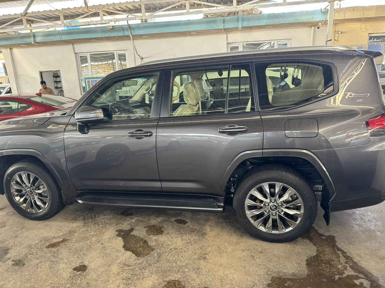 لاندكروز 2022 سبعينيه 3 شاشات ساز فول مواصفات مكفوله كفاله عامه ماشيه 44 الف السعر 638 بيع او مراوس باقل رقم بغداد الدولي مكانها بغداد الدوره ***********
