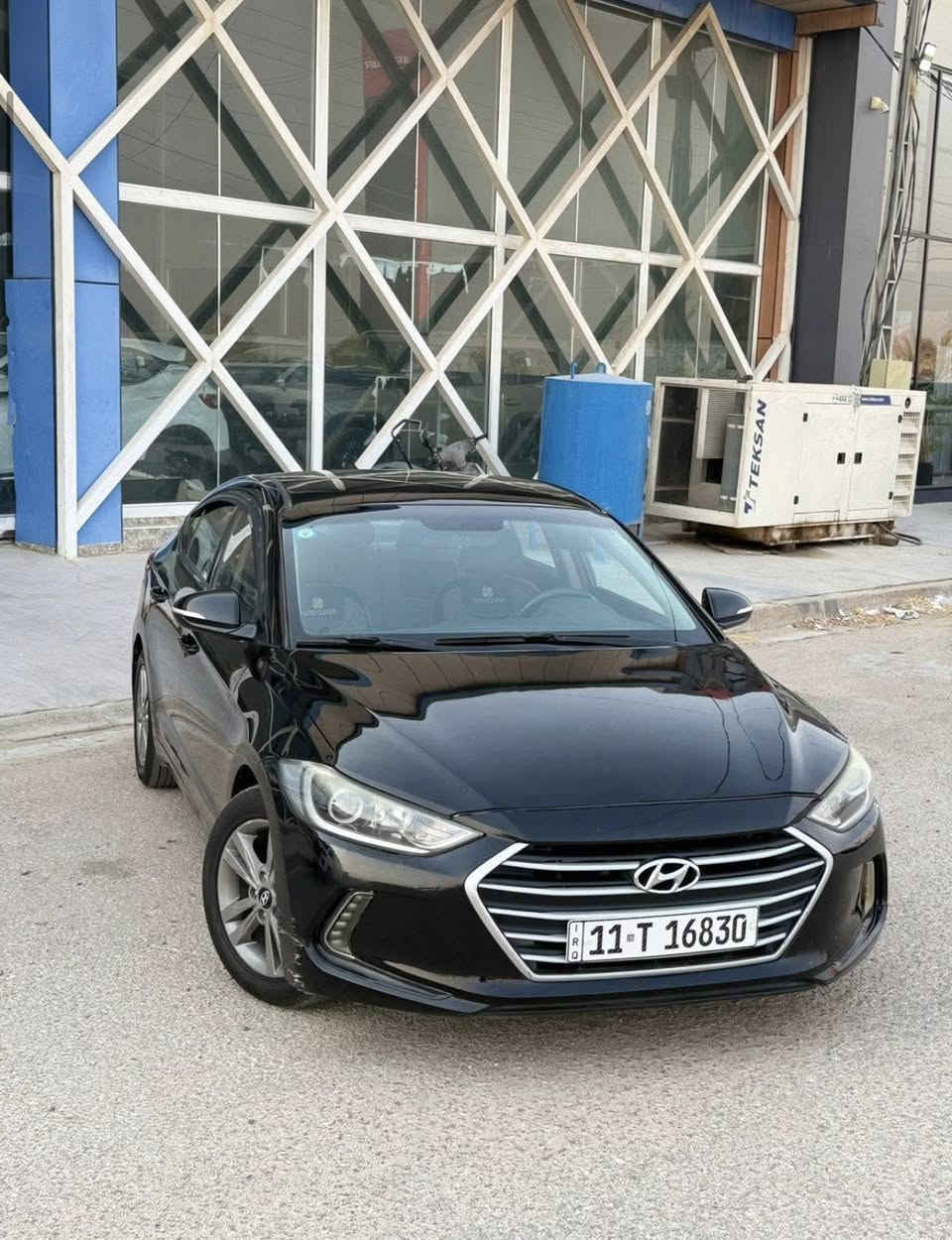 السلام عليكم الانترا 2017 رقم بغداد بسمي جاهزه من كولشي حداديه زوج تايرت كله جديد مكينه وكير خير من الله السياره فول مواصفات عده الفتحه المواصفات ( بصمه+كشنات جلد + تبريد قطعتين+مري شفط + اشاير بل مري )السياره حادثها جاملغ وبنيد وبيها صبغات اثر شخوط ابيع حزام (السعر 105) وبيها مجال بسيط الاتصال(***********) بابل قرب سيطر الاثار
