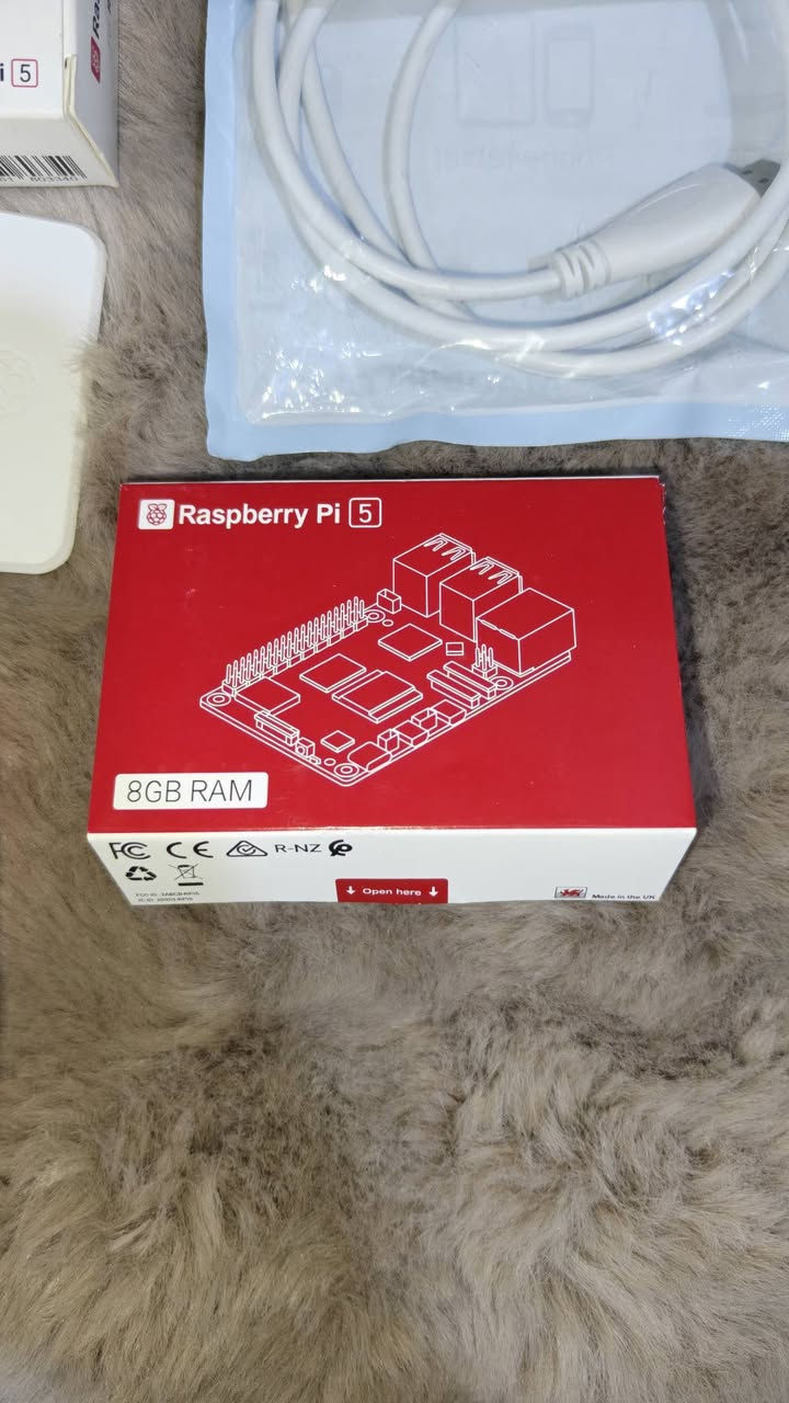 Raspberry pi 5 - 8GB RAM - 128 SDCard + HDMI
راسبري باي 5 رام 8 - الجهاز جديد مستخدم يوم واحد فقط لغرض التجربة

سعرك واني اتواصل وياك


**إذا كنت صاحب هذا الإعلان وتريد حذفه لأي سبب، رجاءا أرسل رسالة إلى الدعم الفني**