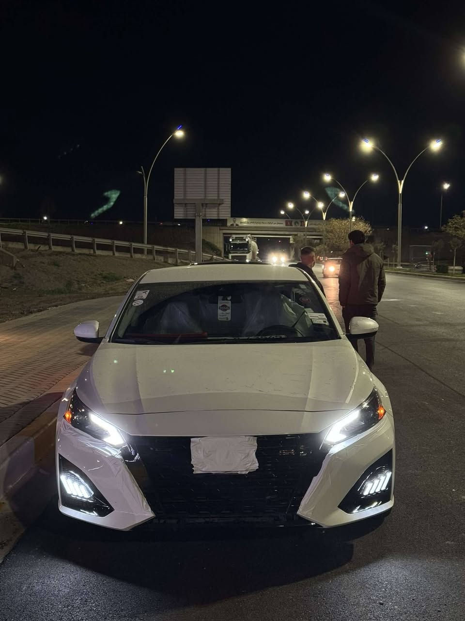 سلام عليكم
نيسان التيما موديل 2022 محدث 2025 sl
مواصفات 
بصمه 
تشغيل عن بعد
رادار 
تحديد سرعة 
كامرة خلفية
ضرر السيارة/ باب السياق +باب ورة السايق 
السعر / 150 ورقة ومجال 
للاستفسار / ***********
