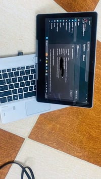 شاشة لمس • كور i5 جيل4 • كسر خفيف