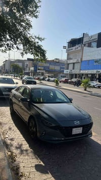 النترا 2023 خليجي للبيع محرك 1600 دوش  شاشه  فتحه  كاميرا  مكفوله من ا...