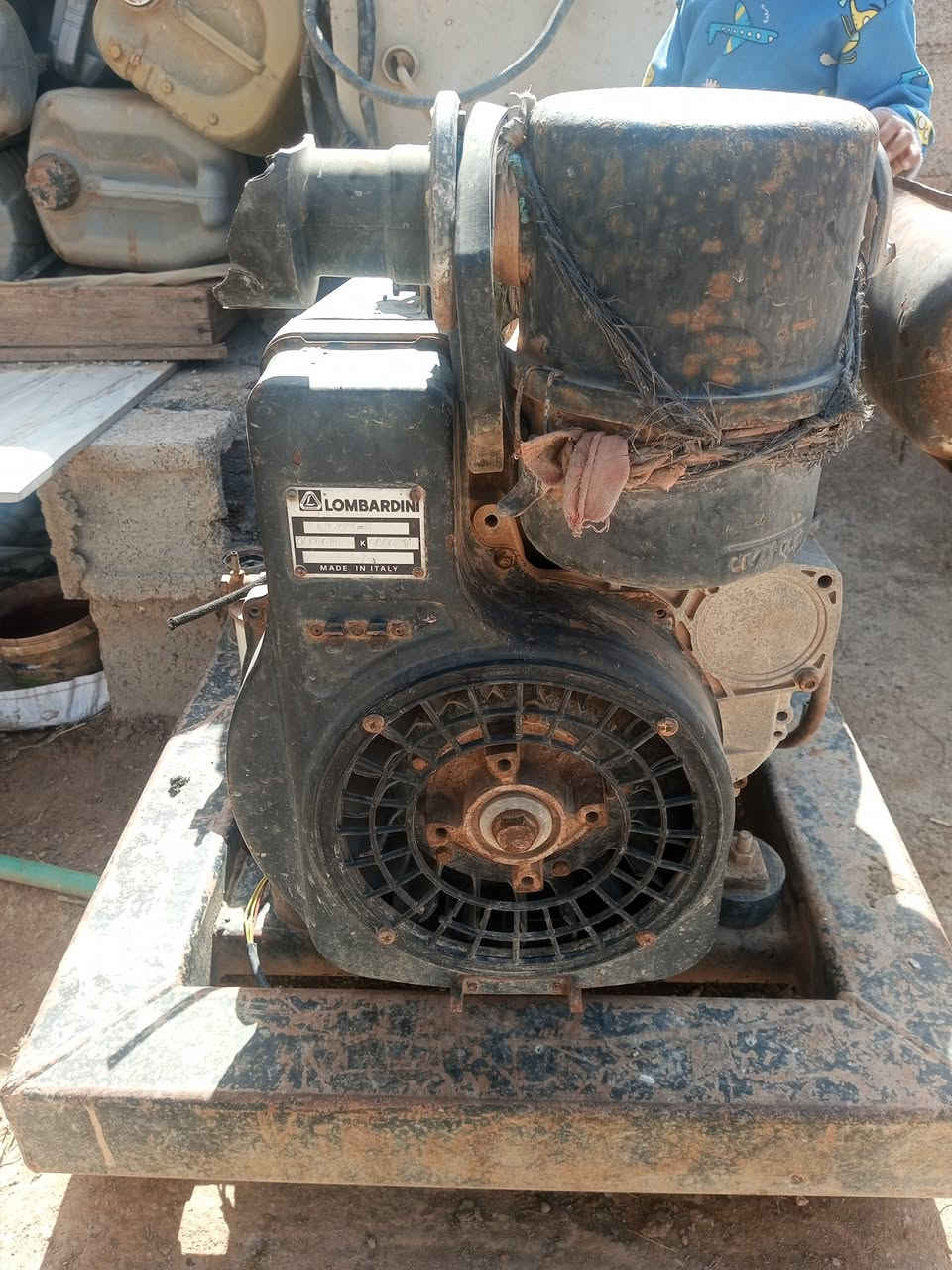 سلام عليكم مولد للبيع اتصال ع رقم*********** مكلف بل نشر
