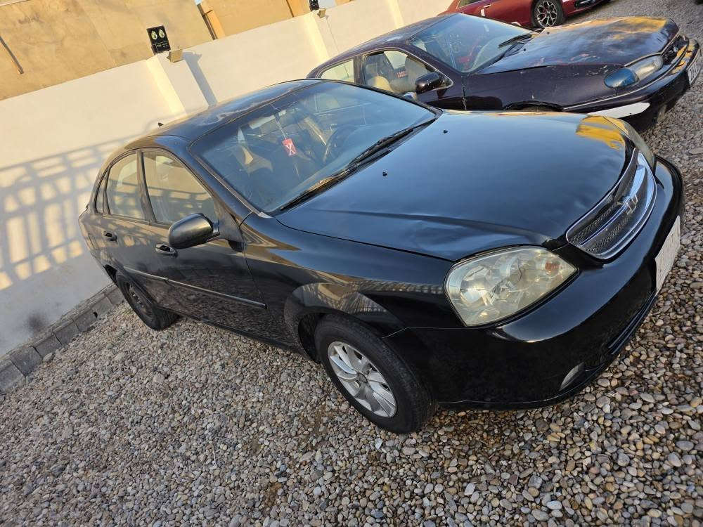 اوبترا ٢٠٠٦ بيها قطعتين صبغ سياره حلوه محرك كير جاهز بيع فقط السعر ٥٥ بي مجال حك الجيه العنوان ديالى بلدروز *********** بلاد رز, ديالى
