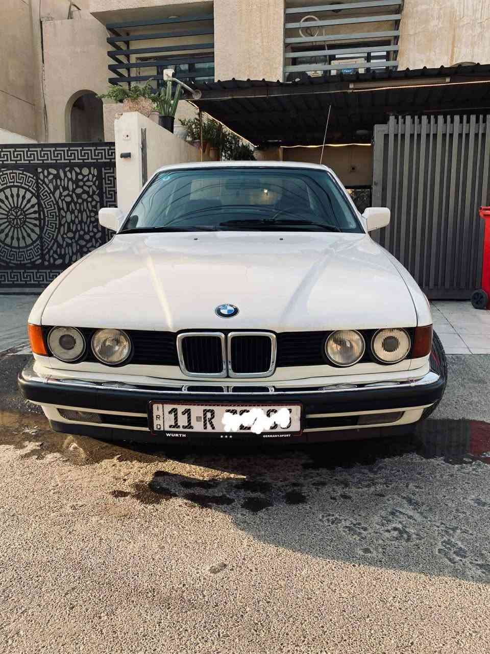 السلام عليكم   ❤️
-------------------------
((  للبيع  بي ام حجم 735 اصل بليتة وسنوية موديل 1991 بغداد الرقم الجديد بأسمي هزة وسنوية لحد 2031 مكفولة من ضربة وصبغ تبريد شغال غرفتها نظيفة جدا  سيارة كاعدة وبلادية مكاني بغداد الكرخ ))🌹
:
#_السعر / 70 $ ورقة 💰
:
#_للإستفسار / *********** 
اتصال او واتس اب  ☎️
------------------------------
