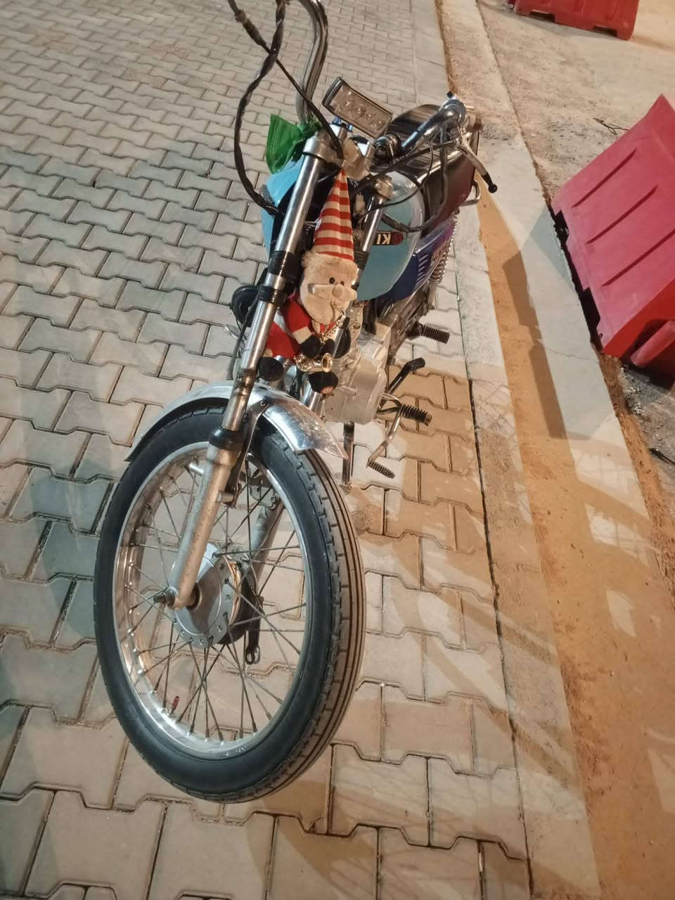 سلام عليكم دراجه نامه للبيع مكينه مفتوحه السعر 275وبيه مجال قليل *********** هذا رقمي بي واتساب
