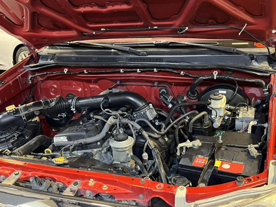 للبيع تيوتا موديل 2010رقم اربيل مكفوله عدا المحرك مفتوح مكان الفلوجه رقم الهاتف ***********
