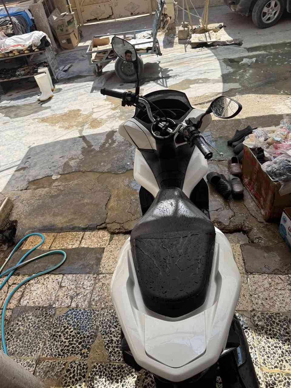 سلام. عليكم بي سي اكس للبيع. ثالث.  كوري دراجه جديده. بمعنه كلمه. مال جناي. مكفوله.    محرك ١٢٥. حساس زدحام.  ستان كهربائي  بصمه  ماشيه ٢٨ حقيقي    ستفسار عله رقم ***********
