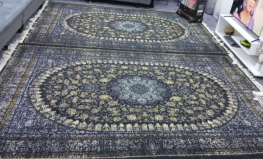 2تاك فه رشي 2به 3...440شانه...75هه زار
***********سليماني السليمانية, العراق
