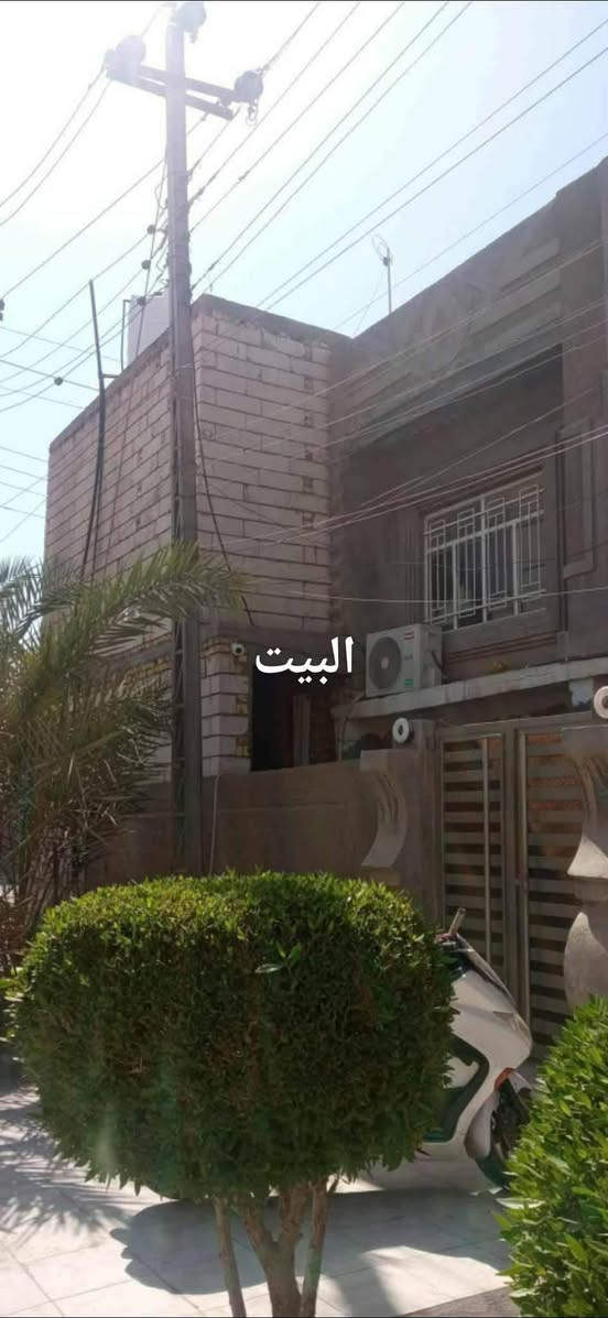 بنايه طابو صرف مساحتها ١٨٨ م واقع حال أكثر في الثوره ركن على شارع تجاري سايدين تتألف من اربع محلات تجاريه مؤجره وشقه خارجيه تتألف من صاله ومطبخ وغرفة نوم واحده وصحيات عدد/٢ وبيت طابقين يتكون من  اربع غرف نوم+ مطبخ+ صاله عدد/٢ +
استقبال+ صحيات داخليه وخارجيه عدد/٣+ حديقه خارجيه تحتوي على نخلات  عدد/٥ نوعيات فاخره للاستفسار***********
بنايه طابو صرف مساحتها ١٨٨ م واقع حال أكثر في الثوره ركن على شارع تجاري سايدين تتألف من اربع محلات تجاريه مؤجره وشقه خارجيه تتألف من صاله ومطبخ وغرفة نوم واحده وصحيات عدد/٢ وبيت طابقين يتكون من  اربع غرف نوم+ مطبخ+ صاله عدد/٢ +
