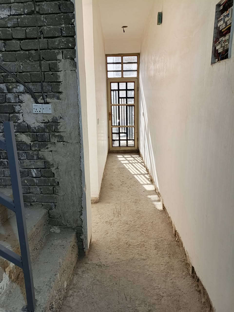 سلام عليكم بيت ليجار شارع عشرين شارع الساده ***********
