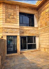 🏡✨ منزل مميز للبيع ✨🏡 📍 قرب جسر البنوك – الضباط موقع راقٍ وهادئ جدًا، ...